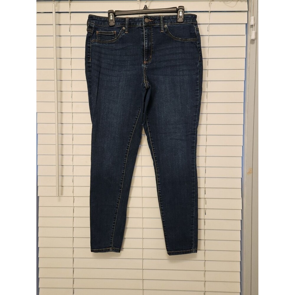 Universal Thread Women's Dark Wash High Rise Jegging Size 14/32R